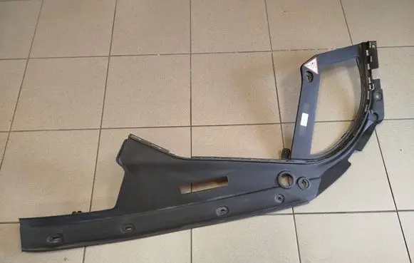 BMW 5 GT F07 Engine bonnet/hood lock trim molding 51767042984 7042984