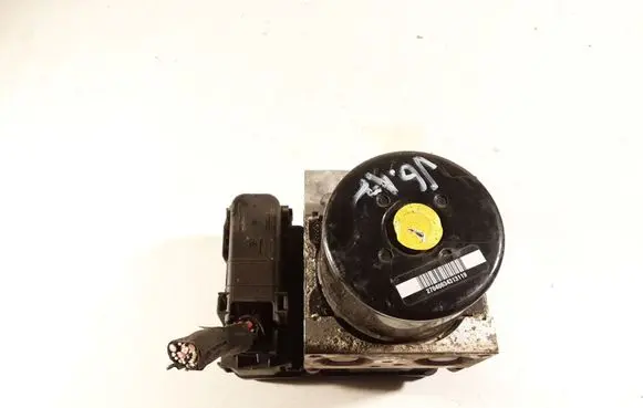 Volvo V60 ABS Pump 31329137