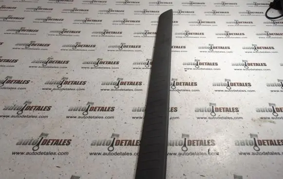 Toyota Avensis Verso Front sill trim cover 6791244040