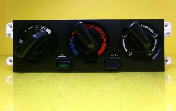 Nissan Almera Climate control/heater control trim 