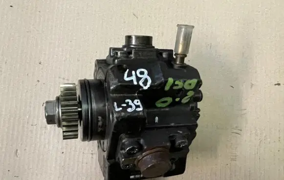 Renault Trafic II (X83) Fuel injection high pressure pump 8200690744 0445010170