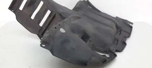 Toyota Avensis T220 Engine splash shield/under tray 5144205040
