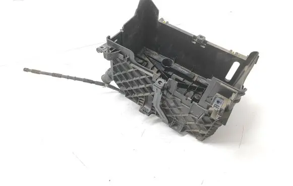 Battery box tray