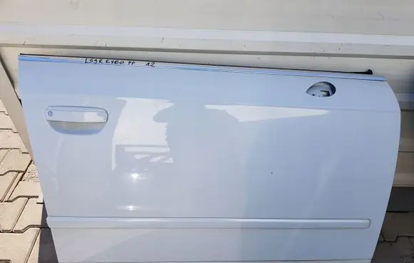 Seat Exeo (3R) Side sliding door EXEODRZWIPRAWEPRZD