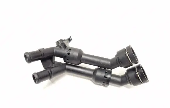 Audi A4 S4 B9 Engine coolant pipe/hose 04L122157AC
