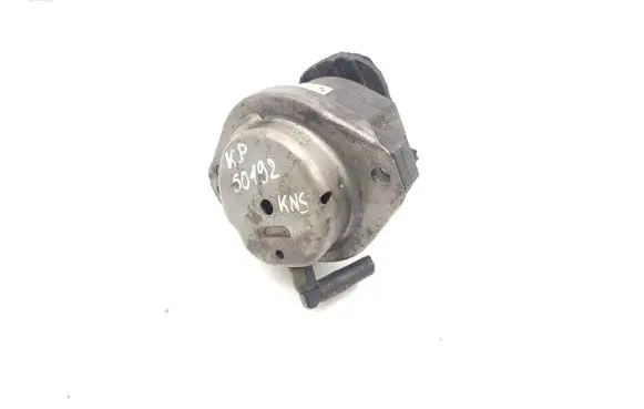 BMW 5 E60 E61 Engine mount bracket 6769874