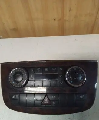 Mercedes-Benz R W251 Climate control unit A2518208189 5HB96491519 A2518203989