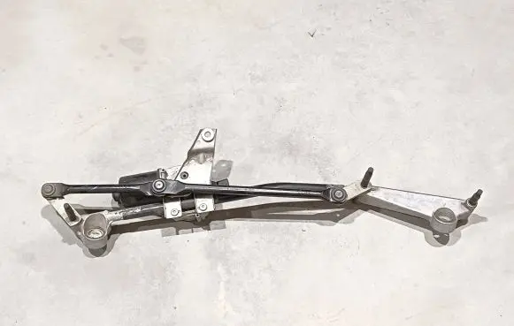 Mercedes-Benz A W176 Front wiper linkage A1769061800
