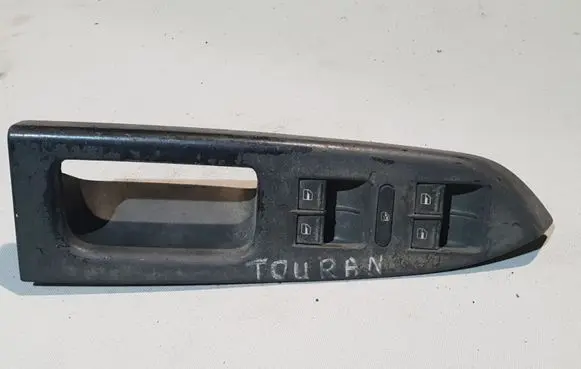 Volkswagen Touran I Electric window control switch 867372C