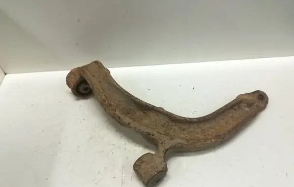 Volkswagen Transporter - Caravelle T5 Front lower control arm/wishbone
