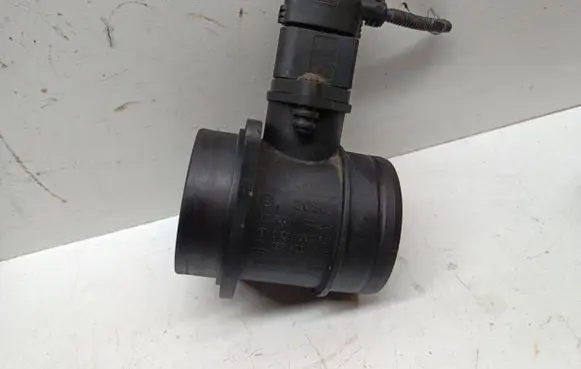 Audi A3 S3 8P Mass air flow meter 0281002531 038906461B