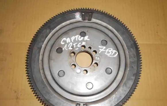 Renault Clio IV Dual mass flywheel 