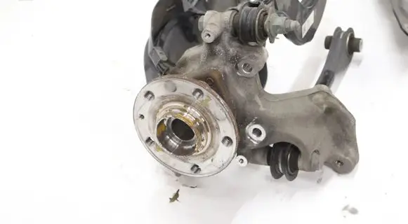 Volkswagen Tiguan Rear wheel hub 5QF505436F