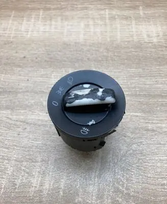 Volkswagen Golf V Light switch 1K0941431B