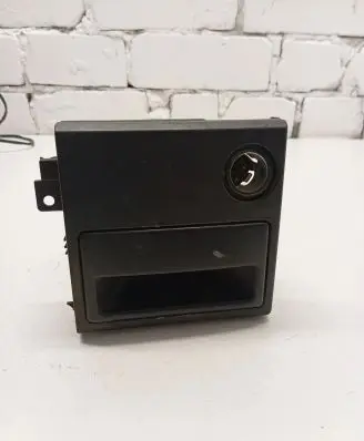 Ashtray (front)