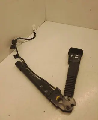 BMW 4 F32 F33 Front seatbelt buckle 7259388 34110148E 3B32918