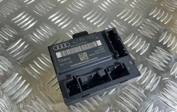 Audi Q7 4L Door control unit/module 4L0959792B 0033TFJ0001 4L0910793B