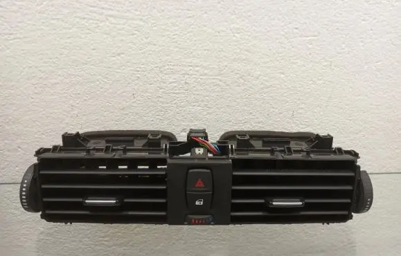 BMW 3 F30 F35 F31 Dash center air vent grill 9347436