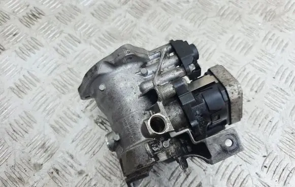 Mercedes-Benz A W169 EGR valve A6400902270 00005320C5 109315