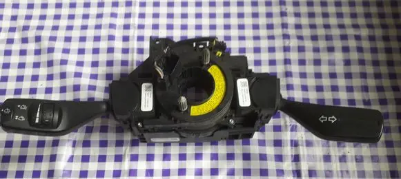 Ford Mondeo MK IV Indicator stalk 6G9T17A553AE
