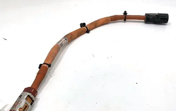 Mercedes-Benz Sprinter W907 W910 High voltage cable A9105408433