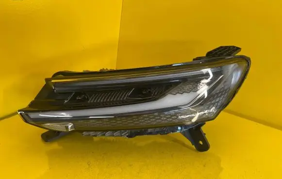 MG Marvel R Headlight/headlamp 123456