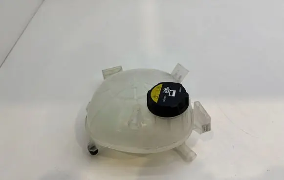 Polestar 2 Coolant expansion tank/reservoir 32138752