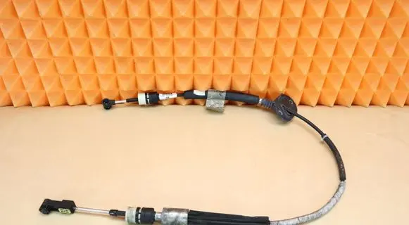 Ford C-MAX II Gear shift cable linkage AV6P7E395AB