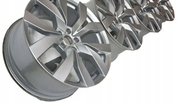 Volkswagen Touareg III R20 alloy rim 760601025C