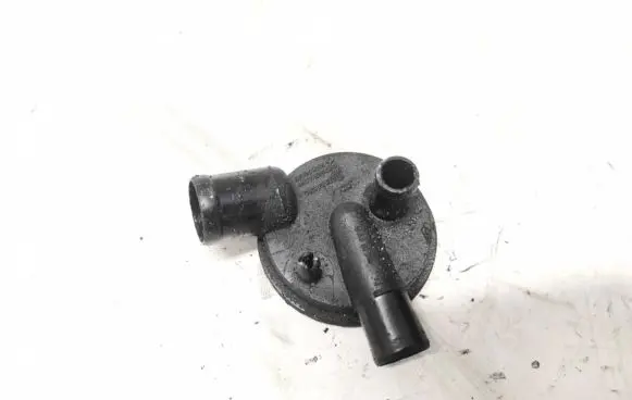 Audi A4 S4 B5 8D Breather/breather pipe/hose 028129101d