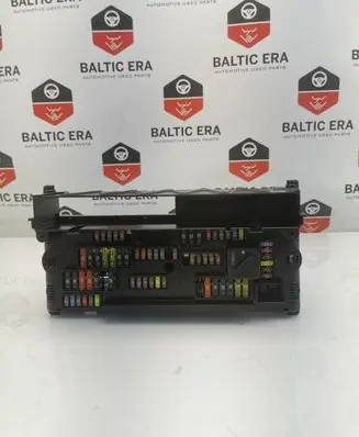 BMW 5 F10 F11 Fuse module 9252815