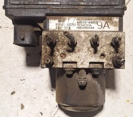 Toyota Avensis Verso ABS Pump 8954144050 4451044050 FBC2920443