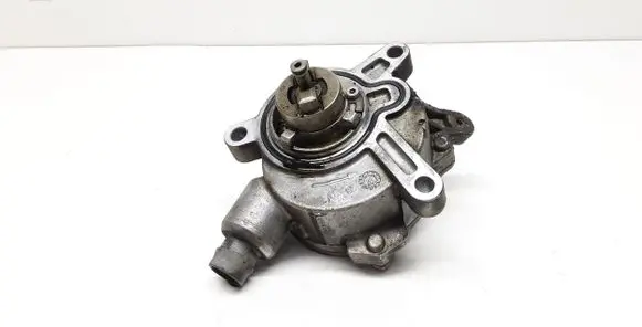 Volvo XC70 Vacuum pump 30731825