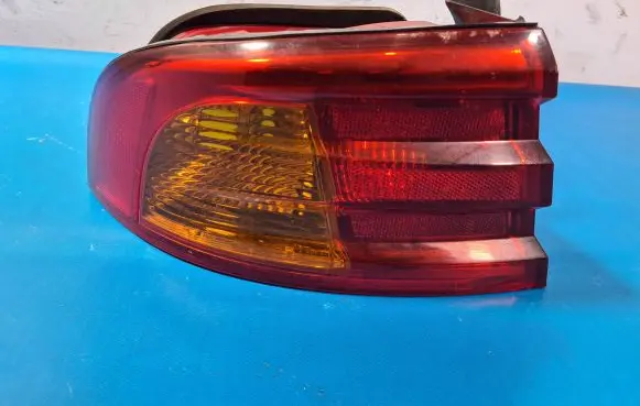 KIA Magentis Rear/tail lights