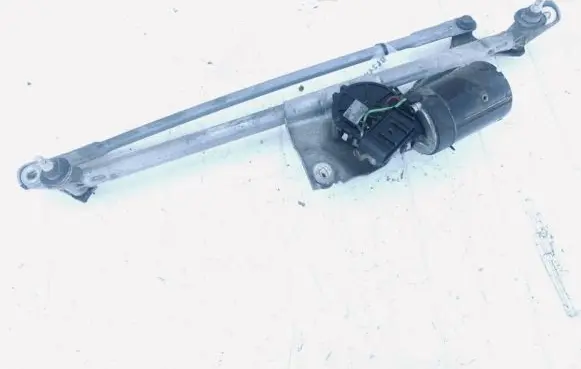 Opel Vectra B Front wiper linkage and motor