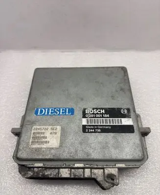 BMW 5 E34 Engine control unit/module 0281001184 2244735 2245722