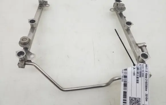 Mercedes-Benz CLS C219 Fuel main line pipe A2720700995