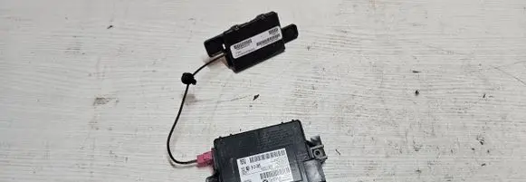 Chrysler Pacifica Antenna control unit 68186558AA 68366862AA A2C95020407