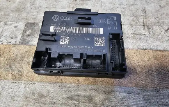 Audi A5 8T 8F Door control unit/module 8K0959792