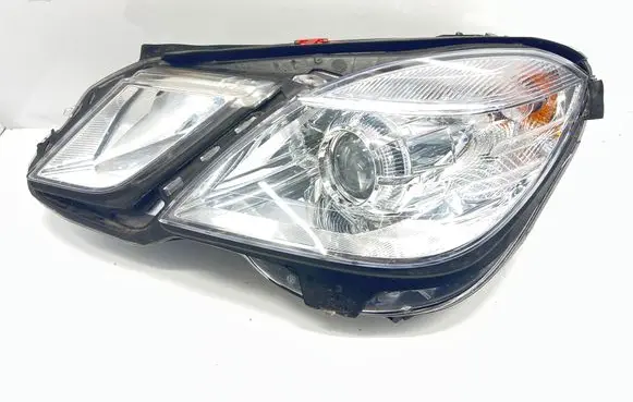 Mercedes-Benz E W212 Headlight/headlamp A2128208361