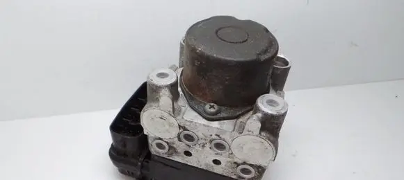 Toyota RAV 4 (XA20) ABS Pump 4451042080