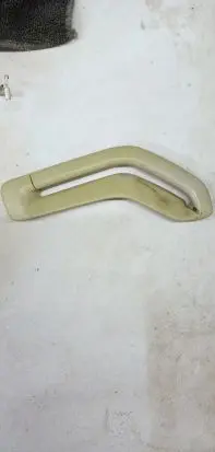 Volvo XC90 Seat belt trim 
