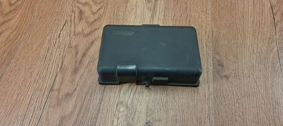 Renault Espace IV Fuse box cover 8200210898