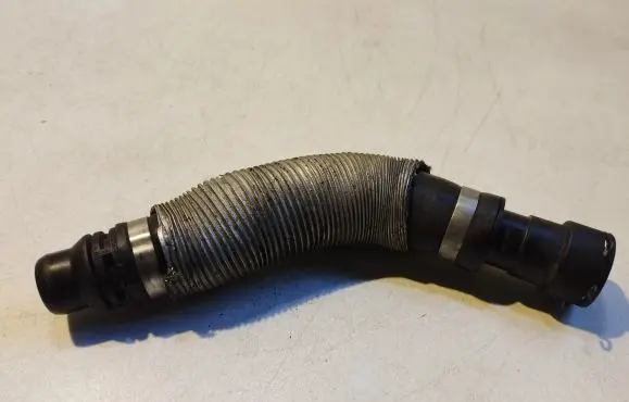 Ford Focus Engine coolant pipe/hose