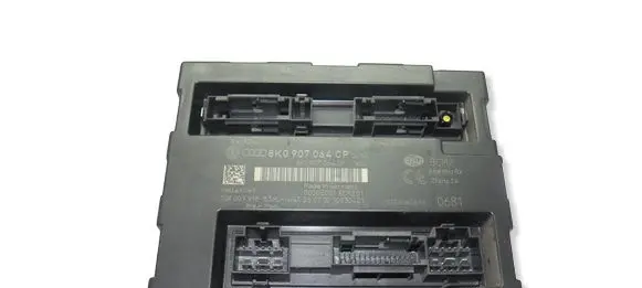 Audi A5 8T 8F Comfort/convenience module 8K0907064CP