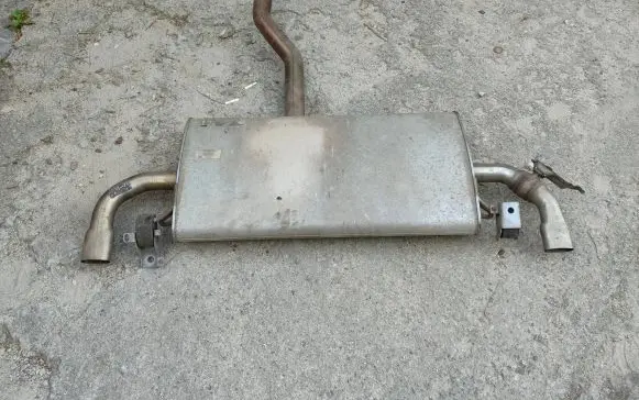 Volvo XC90 Muffler/silencer 82219128 82288942