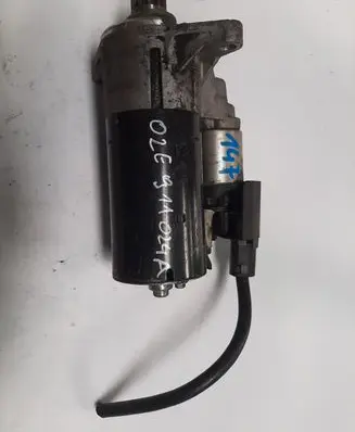 Volkswagen PASSAT B7 Starter motor 02E911024A