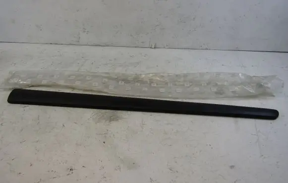 Citroen C3 Front door trim (molding) 9637992477