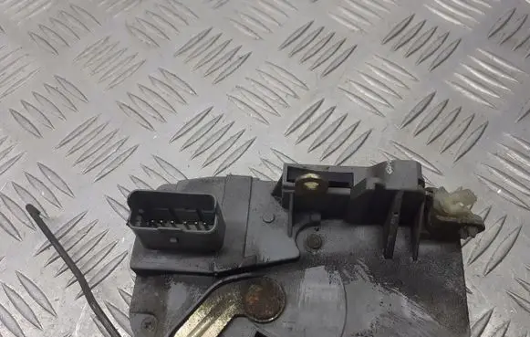 Citroen C5 X Front door lock 