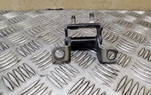 Chevrolet Captiva Tailgate/trunk/boot hinge